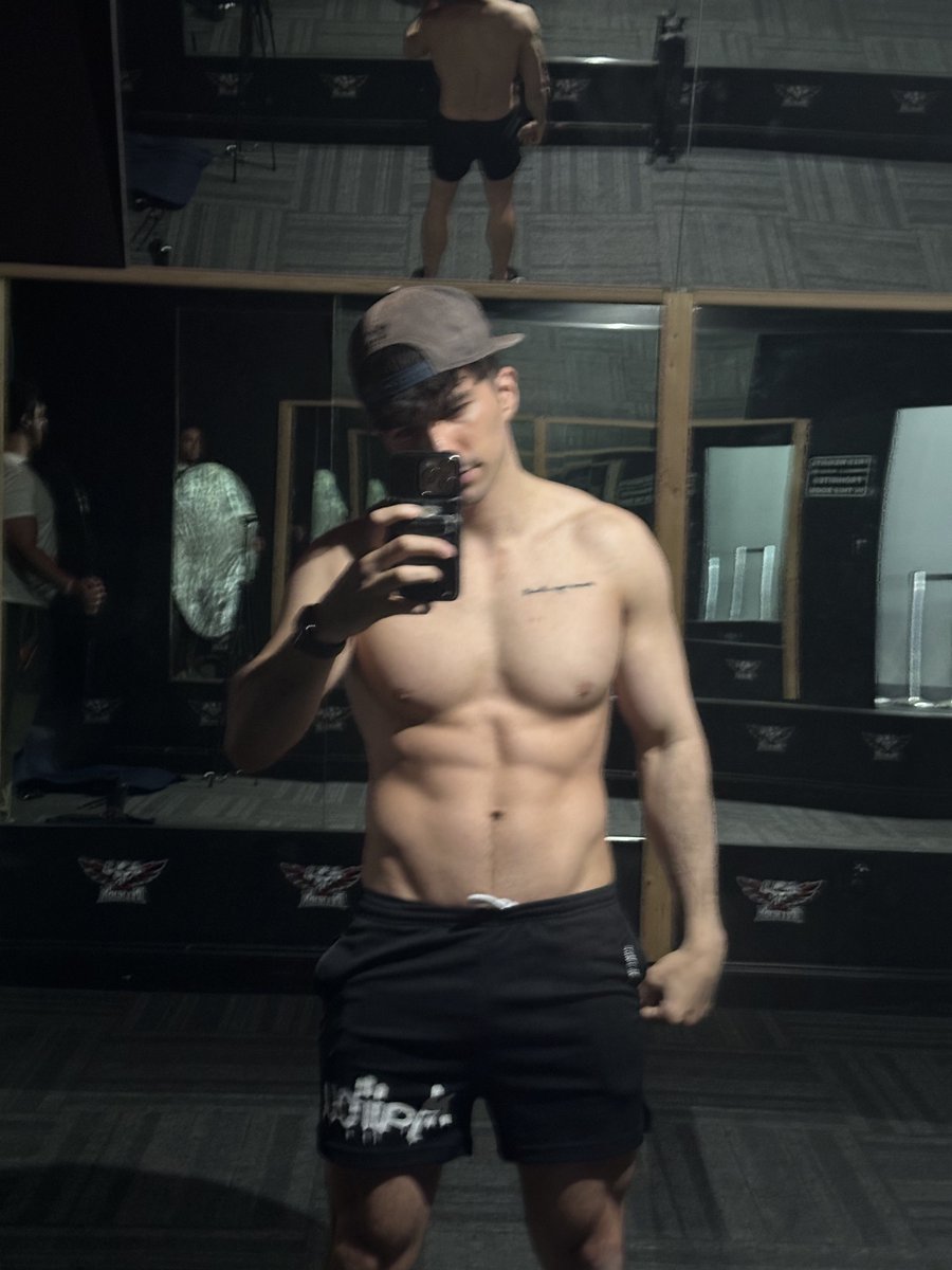 Joey Gentile tweet media