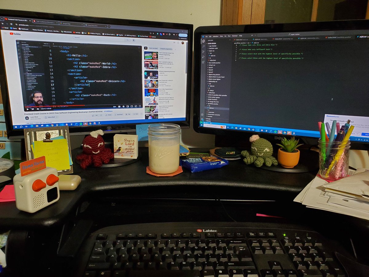 Fitting in a late night coding session. 
My progress has been SLOW. And today I'm finding it hard to be patient with myself. But I'm gonna keep plugging away even though I'd rather do something else. 
#100devs #boatsandlogs #slowprogress #WomenWhoCode #momswhocode #LearnInPublic