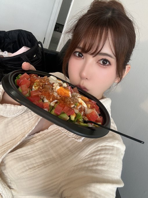 おはよ！！  今日は撮影！🥺✨ https://t.co/pNe0qXZ9Q5<a href="/tag/pr"class="tags"><span>#pr</span></a>