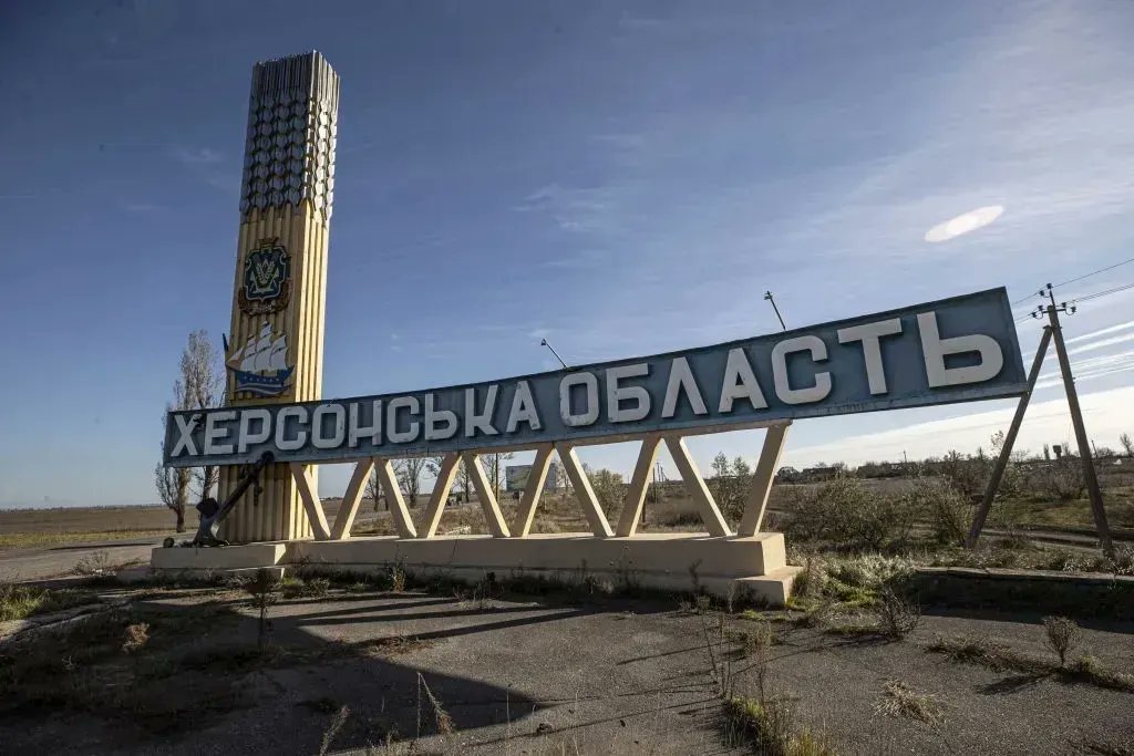 ⚡ La Russia colpisce un villaggio nell'oblast di Kherson, ferendo 2 persone. Le truppe russe hanno effettuato un attacco il 20 maggio contro il villaggio di Bilozerka nell'oblast di Cherson, ferendo due persone, ha riferito l'amministrazione militare locale. Bilozerka si trova
