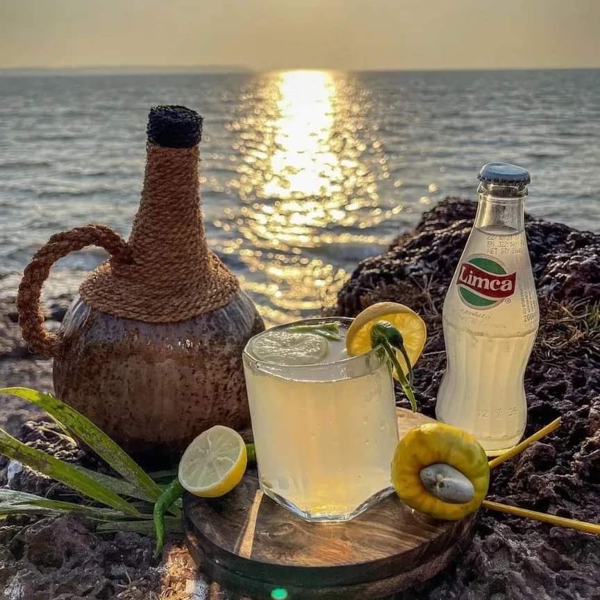 Goa's most loved drink URRAK 😍❤️
.
.
.
#goa #beautyofgoa #goaindia #goavibes #summerdrink #urrak #offbeatgoa #seasonaldrink #cashew #limca #goadiaries #offbeat #travel #photography #sunset #beach #beachlife #explore #traditional #goaexplore #mygoa #goandrink