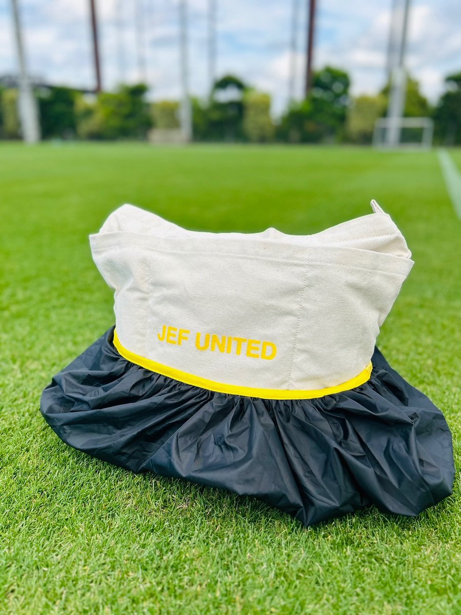 スタジアム観戦の永遠の悩み〜 天候による荷物の管理と汚れ対策