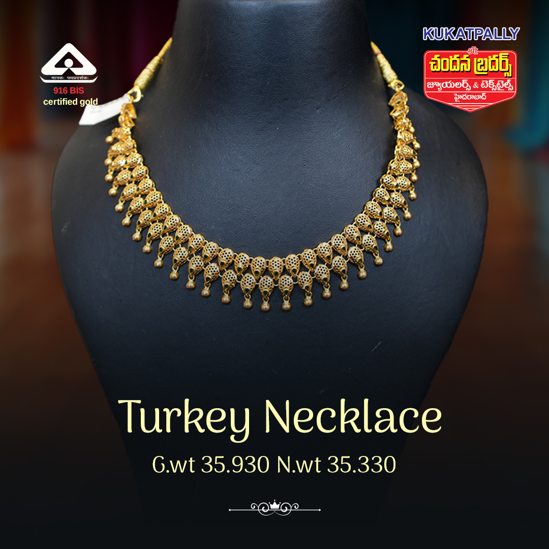 Turkey  Necklace G.wt : 35.930 gms, N.wt :35.330 gms Call/WhatsApp +919704477744 Designed by Chandana Brothers KPHB. . . . . . . #turkeynecklace #necklace #goldnecklace #semiantiqueharam #haram #longharam #antiqueharam #bridaljewellery #fashion #jewels #style #lastestjewellery