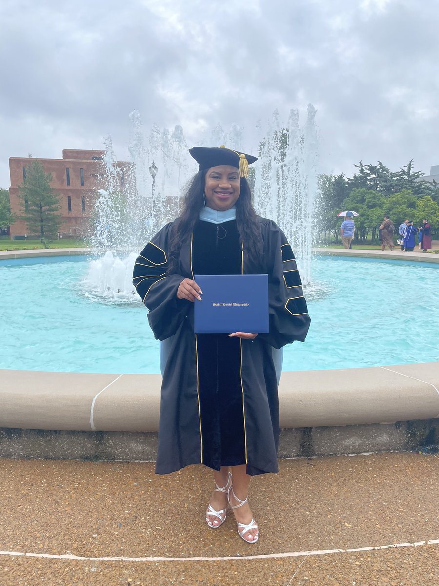 When dreams become reality! 🙌🏽🙏🏽💙
Dr. Edwards reporting…