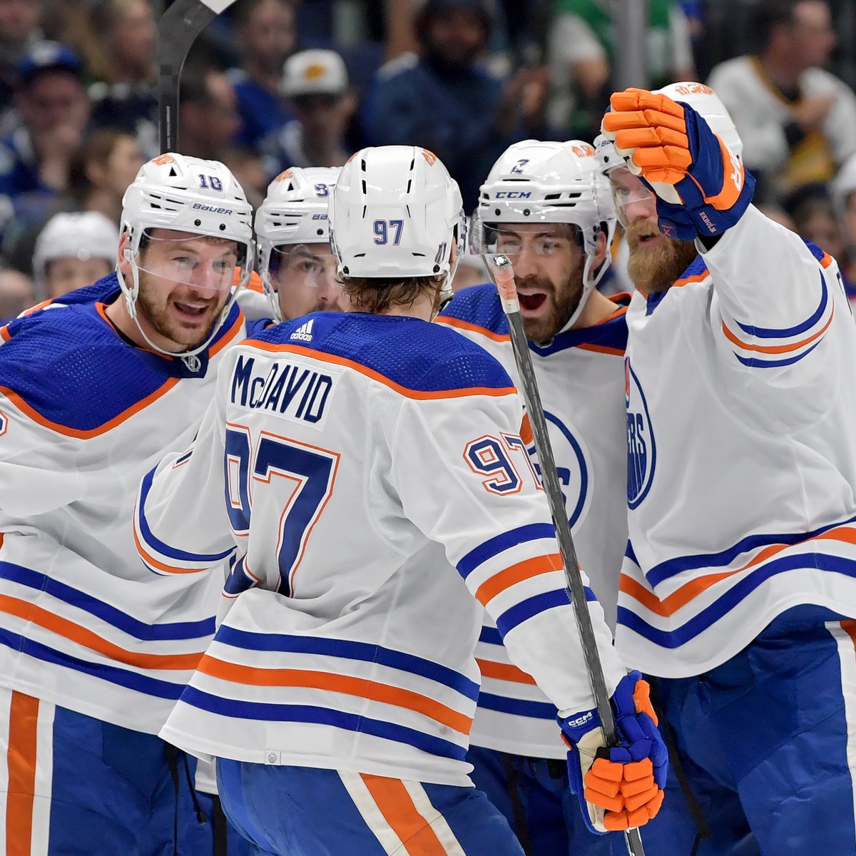 👊 WE'RE MOVING ON 👊 The #Oilers defeat the Canucks 3-2 in Game 7 of Round 2 to advance to the Western Conference Final. #LetsGoOilers