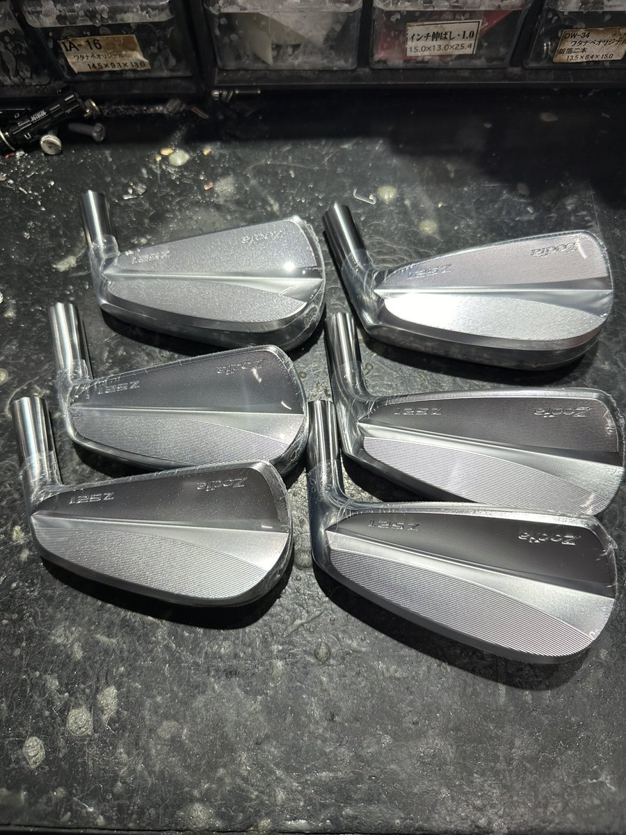 ACEFITTING's tweet image. ゾディアZ521アイアン

ゾディア初の中空アイアン

見た目は鋭いのに
ヘッドサイズにも安心で
ソールも広い❗️