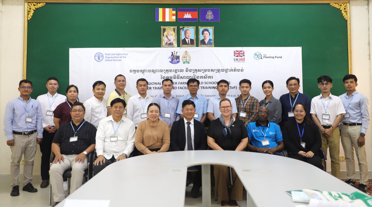.@FAO, and the Faculty of Veterinary Medicine at the Royal University of Agriculture, are conducting the Regional Broiler Farmer Field School Master Trainer & Facilitator Trainings (BFFS) in Cambodia (20 May–15 July) to build capacity for BFFS rollout &implementation in Asia.