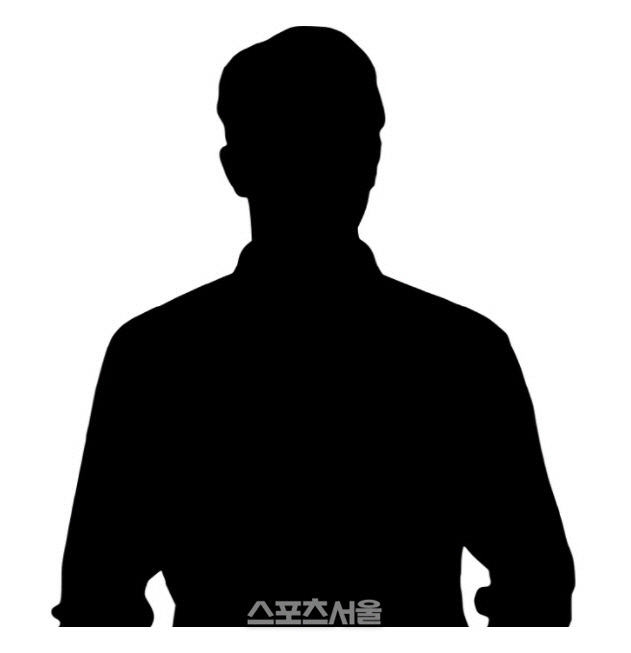 tang__kira's tweet photo. 11 orang, termasuk Kim (Mantan CEO Agensi entertainment) ditangkap polisi karena memanipulasi jumlah streaming lagu pada tahun 2018-2019

Dari Desember 2018-Desember 2019. pelaku menggunakan 500 PC Virtual, IP Address yang dibeli secara masif, dan 1.627 informasi pribadi yang dibeli secara ilegal.

Pelaku menggunakan untuk streaming 15 lagu sejumlah 1,7 Juta Kali pada platform musik domestik (Korea Selatan) dan memanipulasi chart musik pada saat itu.

https://t.co/DMNSc4fF76