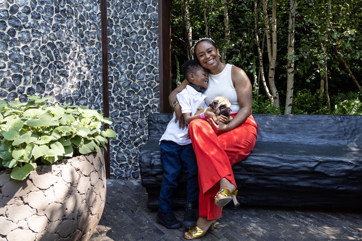 MDUK_News's tweet image. Thrilled to win a gold medal at the @The_RHS Chelsea Flower Show! 🌿 Huge thanks to Ula Maria for the inspiring, fully accessible forest bathing design. Grateful to @ProjGivingBack for making this possible. #RHSChelsea