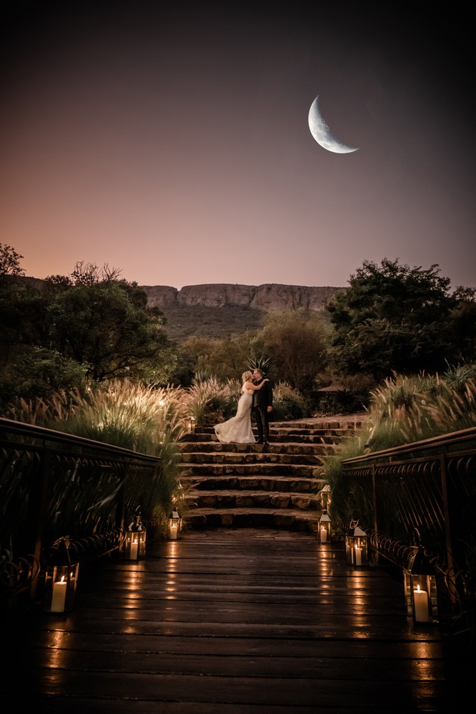 PetrusAsmith's tweet photo. #alexandersmithphoto #tellingstoriesdifferently #creativeweddingphotography #funwedding #bride #brideandgroom #bridetobe #dreamwedding #engaged #groom #bestdayever #tietheknot #weddingday #weddingdecor #weddingdress #weddinginspiration   #weddingphoto https://t.co/UZFq0Nuwfz