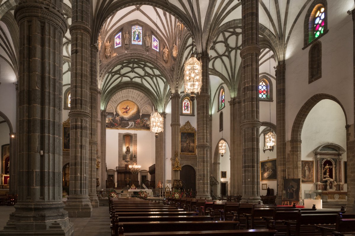 @elmuseocanario @AyuntamientoLPA @LpaVisit @GranCanariaCab @GranCanariaOIAC A continuación, tendrá lugar la primera mesa redonda de la programación, en la que distintos expertos compartirán la historia de los territorios diocesanos y espacios episcopales de Canarias. 🕐 Será a partir de las 19:00 h.