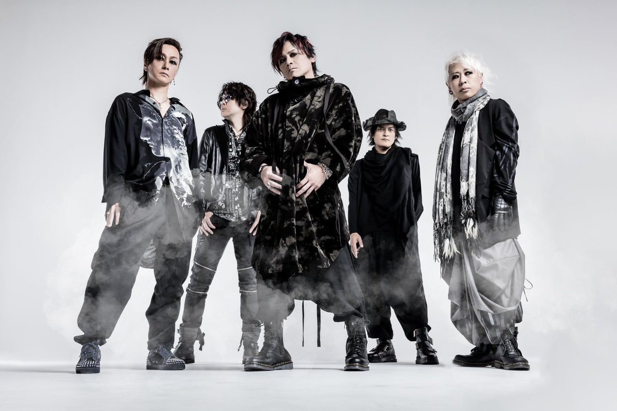 the_s_degree's tweet photo. 本日5/21 18:00公開
【 音楽情報サイト BARKS 】 にインタビューが掲載されました

the superlative degree結成前夜から1st EP『導火』制作に至るまで、章人とSHINGOがじっくりと語ったロングインタビューです！

ぜひご覧ください。
ーーーーーー
🔻BARKS🔻
ーーーーーー
https://t.co/OP29dfM8S0 https://t.co/gM4u9TwqVu