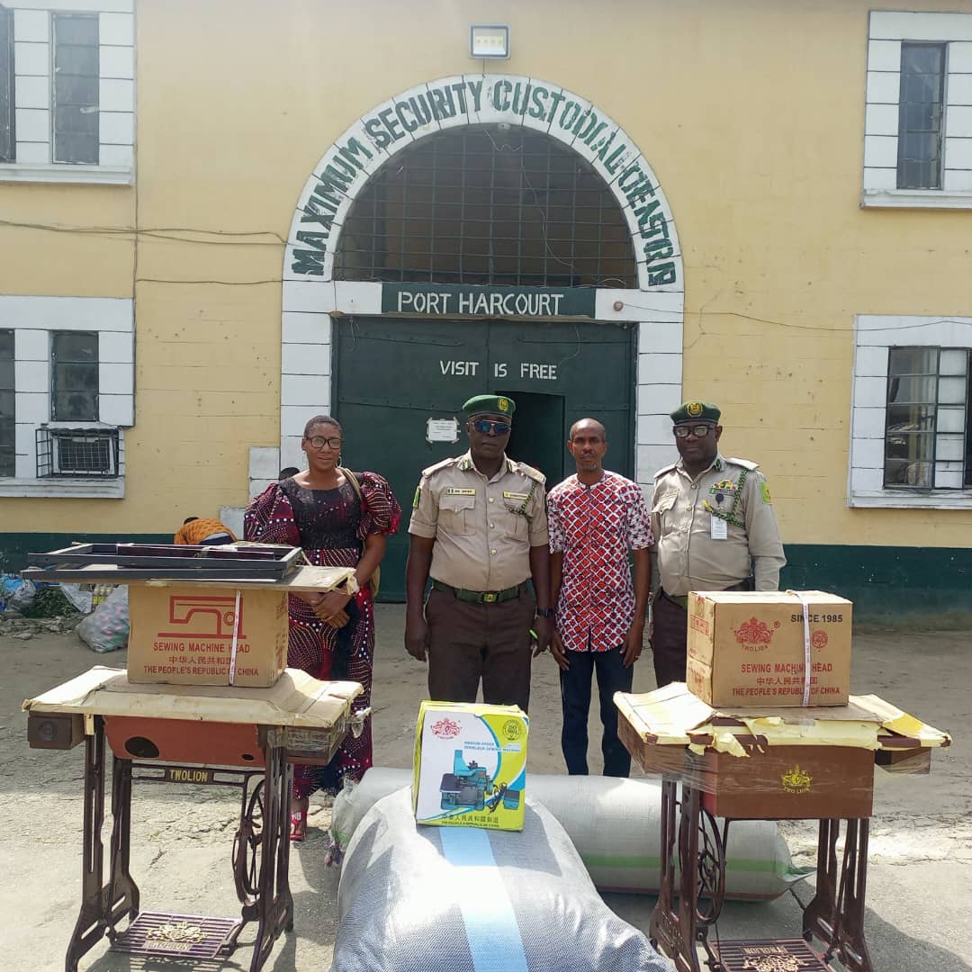 capionigeria's tweet photo. The above interventions reached thousands of #inmates in #Nigeria
FIRC project improved the menstrual #hygiene of female inmates & the economic livelihood of female ex-inmates in #Suleja, #Lagos, #Plateau, #Abia, #Enugu, & #Delta states.
#capionigeria #murya https://t.co/WRnPHpPjvB