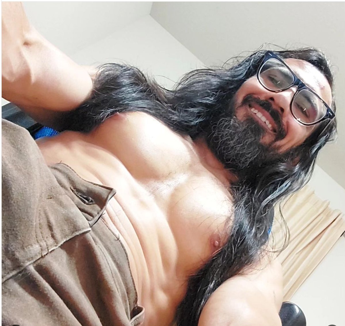 Youreherewithm3's tweet photo. Come video call me and cum for me on a live call
#Youreherewithme https://t.co/ayHsXDSi15