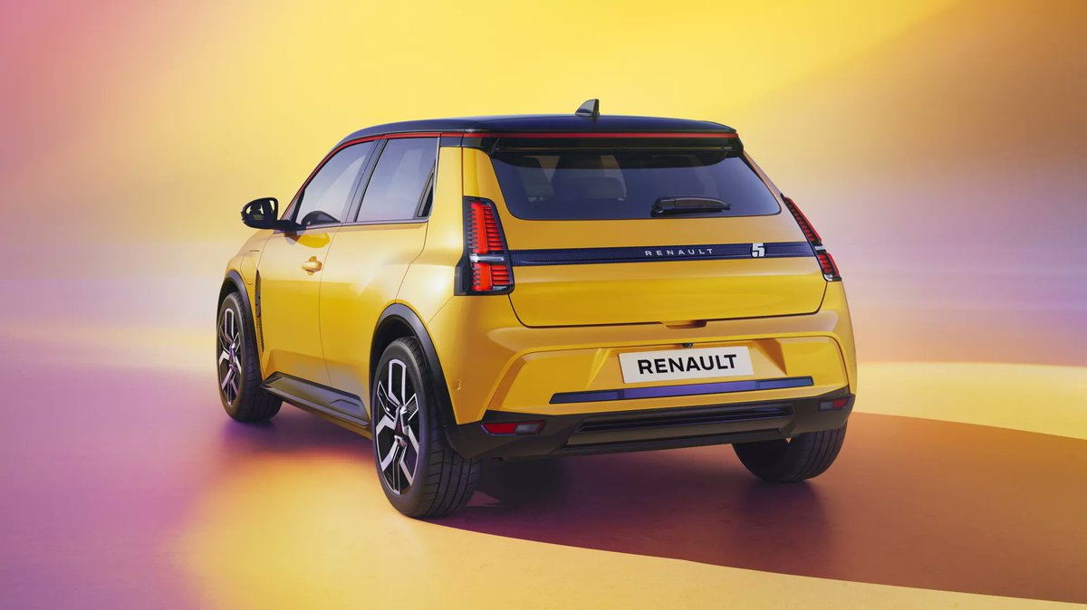 Renault a dévoilé les premiers tarifs de la R5 électrique : 
- batterie : 52 kWh (la 40 kWh arrivera plus tard) 
- recharge : 11 kW (AC) et 100 km (DC) + V2L 
- autonomie : 420 km
- moteur : 150 ch
- à partir de 33 490 euros (la 40 kWh coûtera moins cher)
