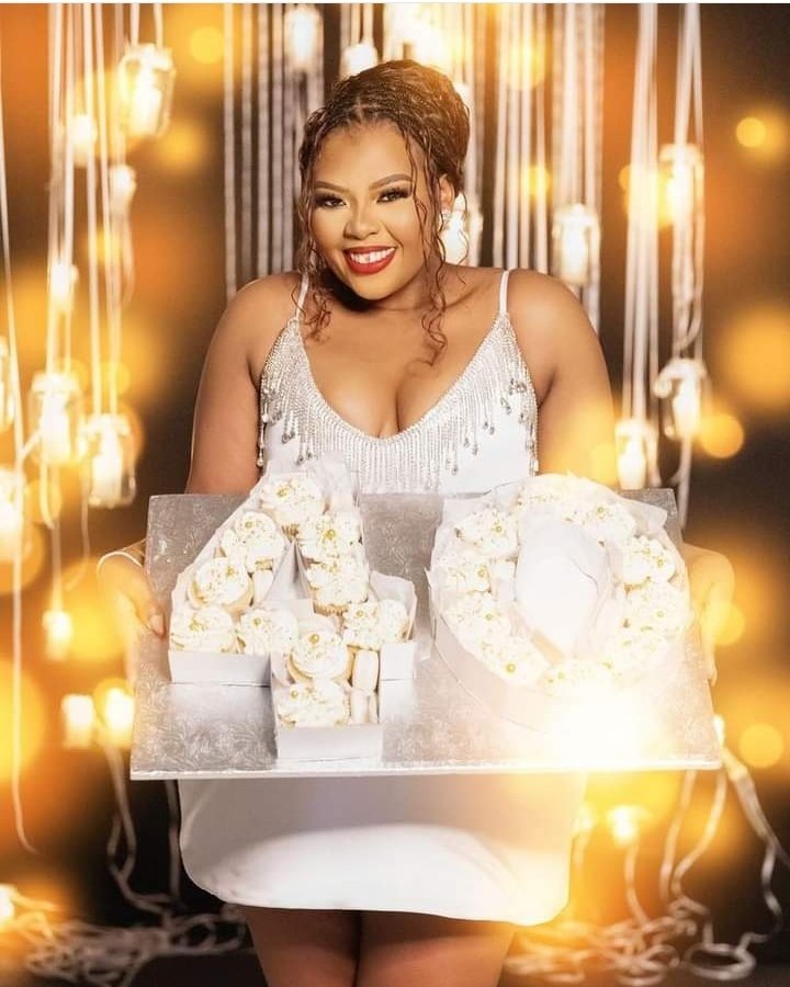 Happy Birthday Anele ... Blessings upon Blessings on your 40th Birthday . Keep Queen-ing in Mzansi ... More 🔥 #Fearless40 @firstforwomen
