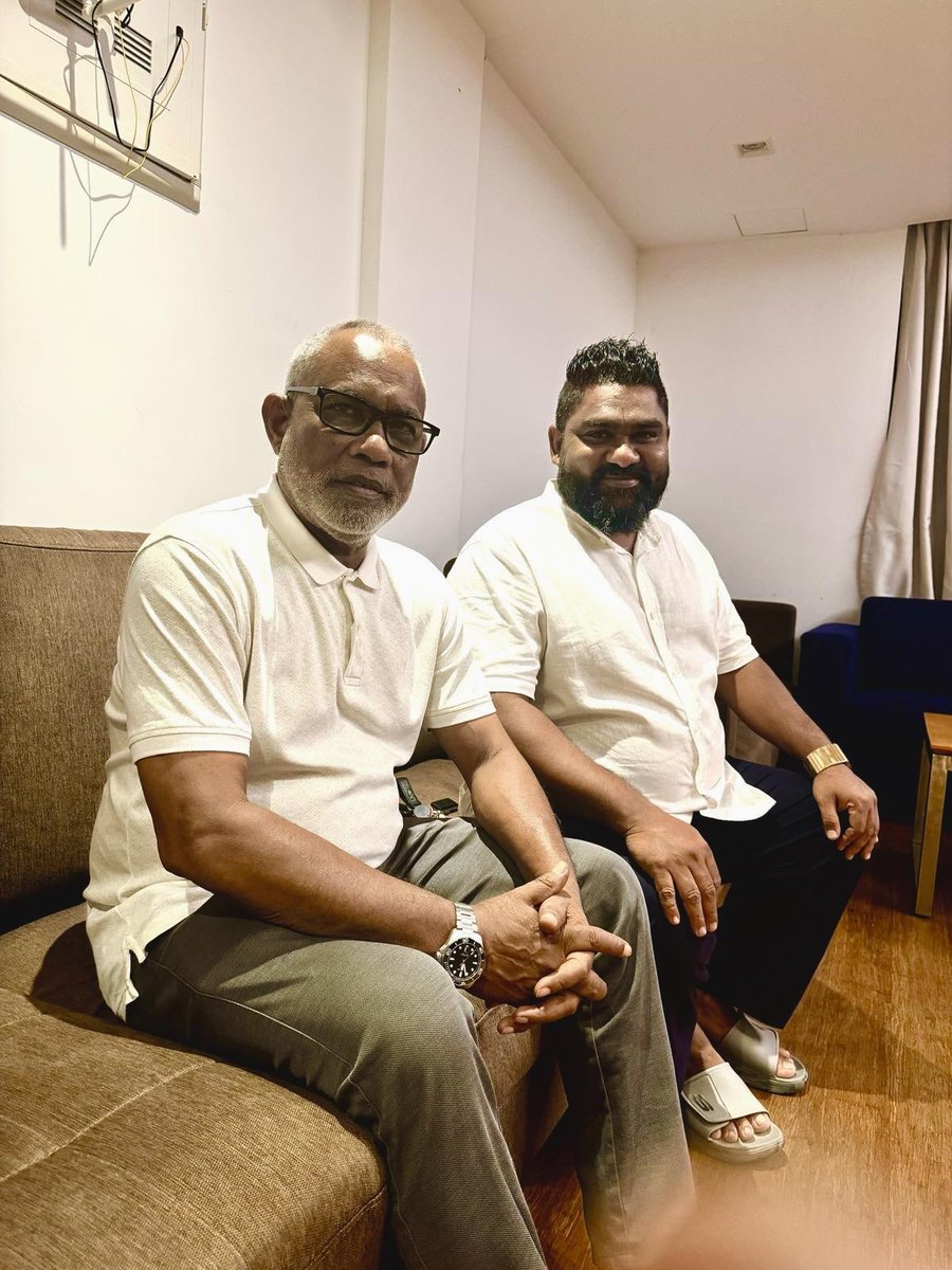 Aiman7071's tweet photo. Had a great conversation with Special Advisor to the President @Banafsaa
#dhiveheengeraajje
#tharaggee https://t.co/pCAyM1oyOF