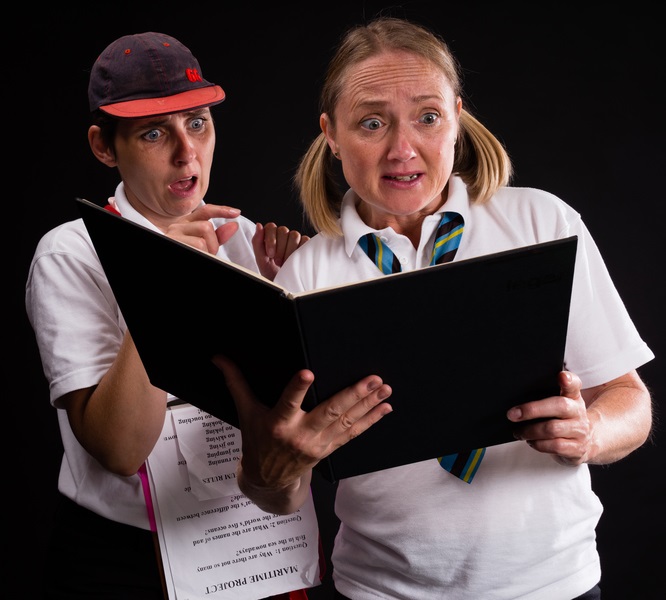 It says here there's only a week before we're at @RedbridgeDrama and we're all going to encounter a dastardly litterbug pirate on the hunt for gold! Join us on Tue 28 May at 11am or 1.30pm for our swashbuckling show PLUNDERED! visionrcl.org.uk/event/plundere… #childrenstheatre #halfterm