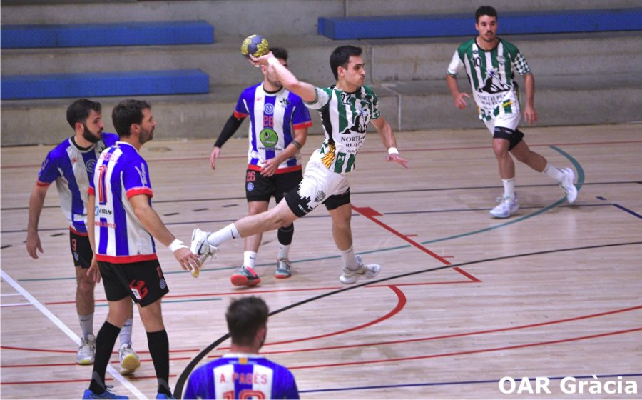 L'@oargracia ja és a quarts de final de la Copa Catalana Masculina després de superar l'@handbolbanyoles amb una gran remuntada. També hi és el @bmlaroca exempt dels vuitens. El cap de setmana vinent sortiran els altres sis equips. ➡️ cathandbol.cat/catalanes/copa…