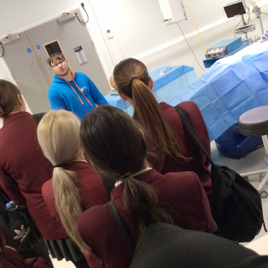 Emmanuel College tweet media