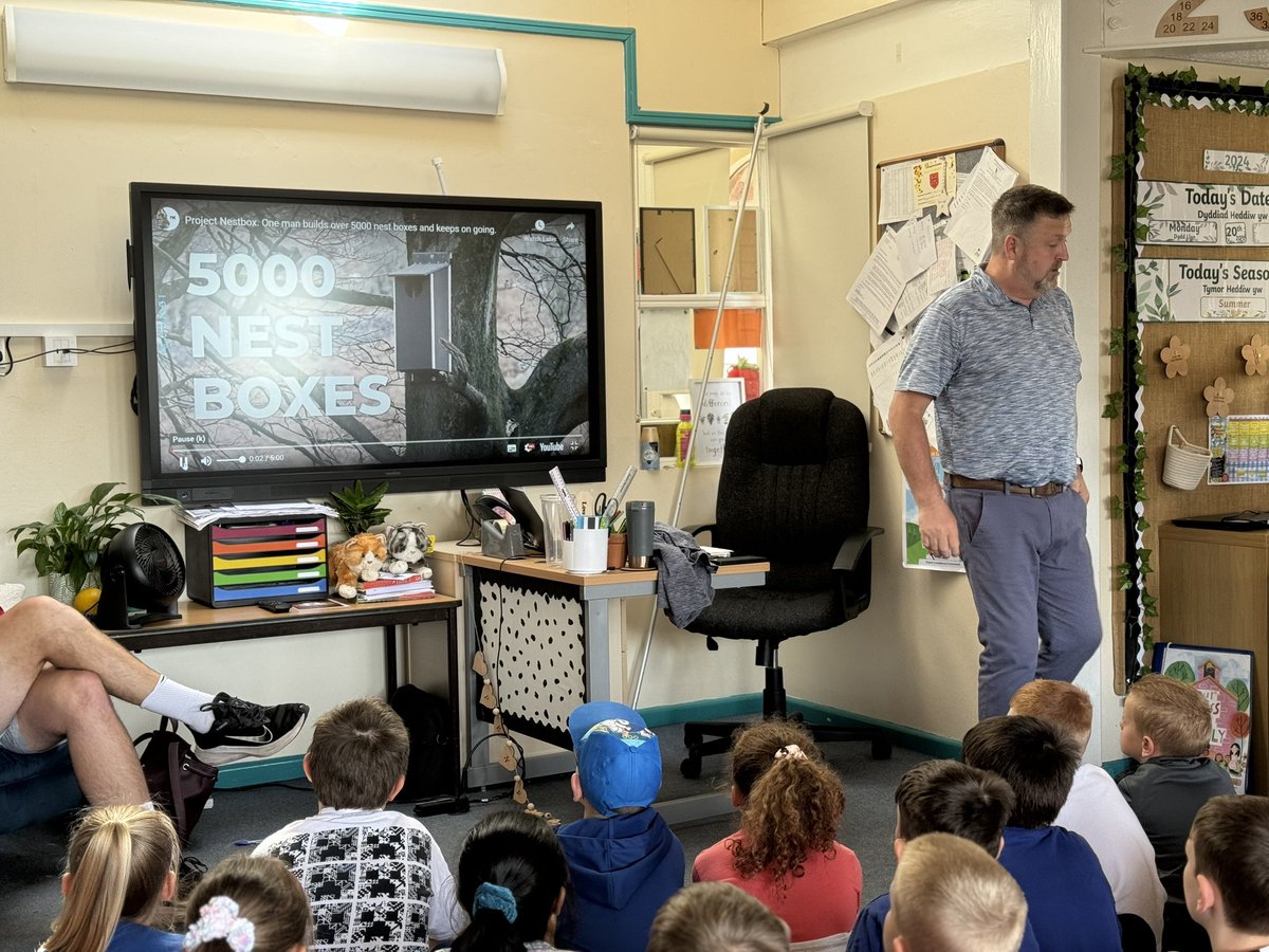 Miss Davies & Mrs Field tweet media