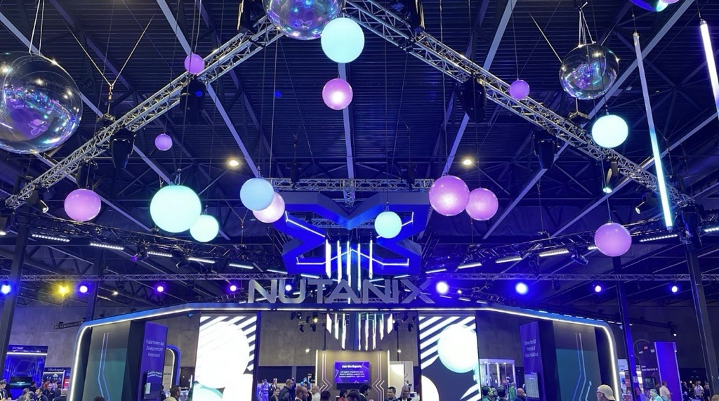 HexawareGlobal's tweet photo. Ready to revolutionize your #business with next-gen #AI? Head to Hexaware's booth (#AI8) at .NEXT & meet our Gen AI experts! We'll showcase cutting-edge solutions & discuss the latest trends. https://t.co/wnq906gZXh
#NEXTEvent #GenAI #Nutanix #ArtificialIntelligence https://t.co/32EjIuIpf8