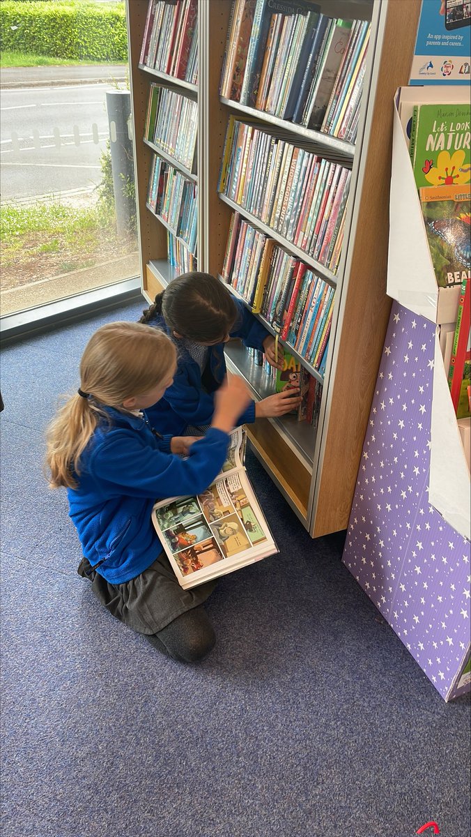 4AMrsArnold's tweet photo. 4M had a great time at Tile Hill Library as part of Careers Week. They learned about how to join, getting books out and what a job at a library involves ☺️📚 They're all very excited to come back and borrow books! @TemplarsPrimary @covlibraries https://t.co/PxEdjHDtyD