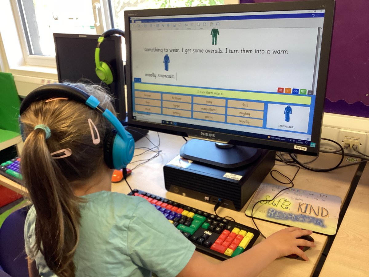 RimbletonPS's tweet photo. P2/3 have been busy in the Digi Den this morning. They were using Clicker 8 to build sentences and write short stories. ππ» #Clicker8 #PrimaryEducation https://t.co/jFfIGBhkKD