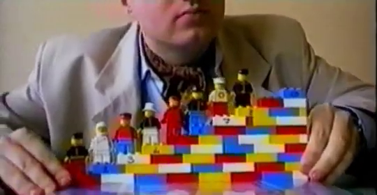 mostmaligned's tweet photo. Medley - Brandelli di scuola (2000), directed by Jonathan Zarantonello https://t.co/xRg9DRaSe5