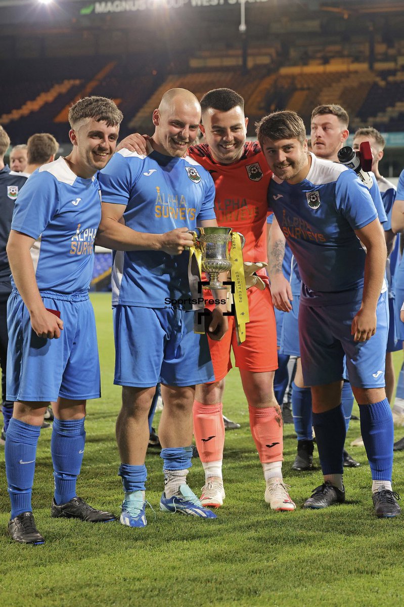 bury bisons tweet media