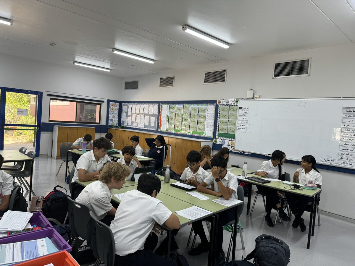 DC Arabic tweet media