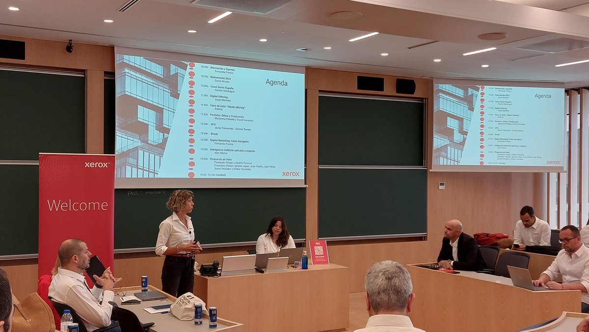 XeroxEspana's tweet image. ¡Hoy nos volvemos a juntar!😊
Damos la bienvenida a todo nuestro Canal de Distribución y comenzamos esta jornada donde compartiremos novedades y oportunidades de la mano de nuestros expertos.

#WeMakeWorkWork