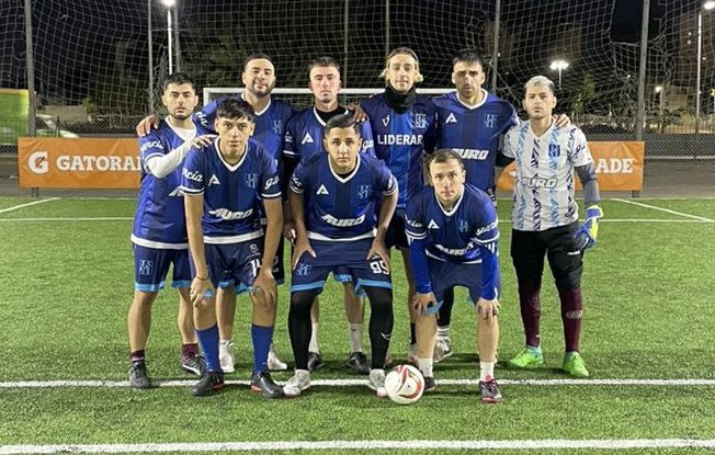 LAT_ARG's tweet photo. @defensores_lat pisa fuerte y se queda con el primer encuentro por 8-2 frente a San Telmo. https://t.co/oX9leVSWdE