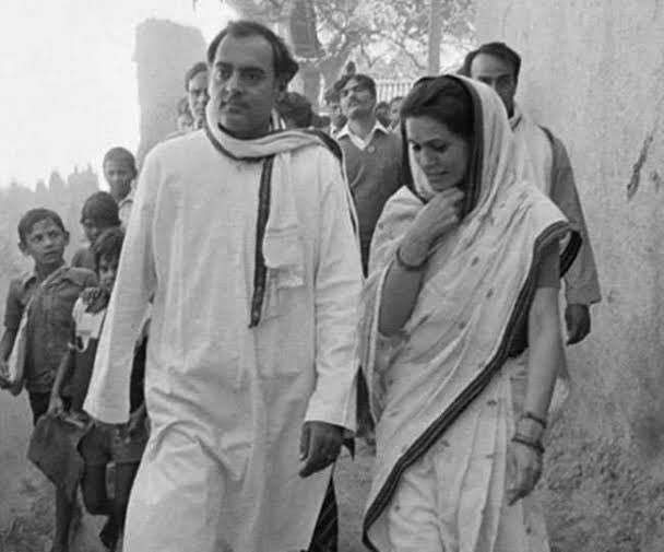 पूर्व प्रधानमंत्री और भारत रत्न राजीव गाँधी जी की पुण्यतिथि पर भारत माँ के इस वीर सपूत को शत् शत् नमन। 🙏🏻