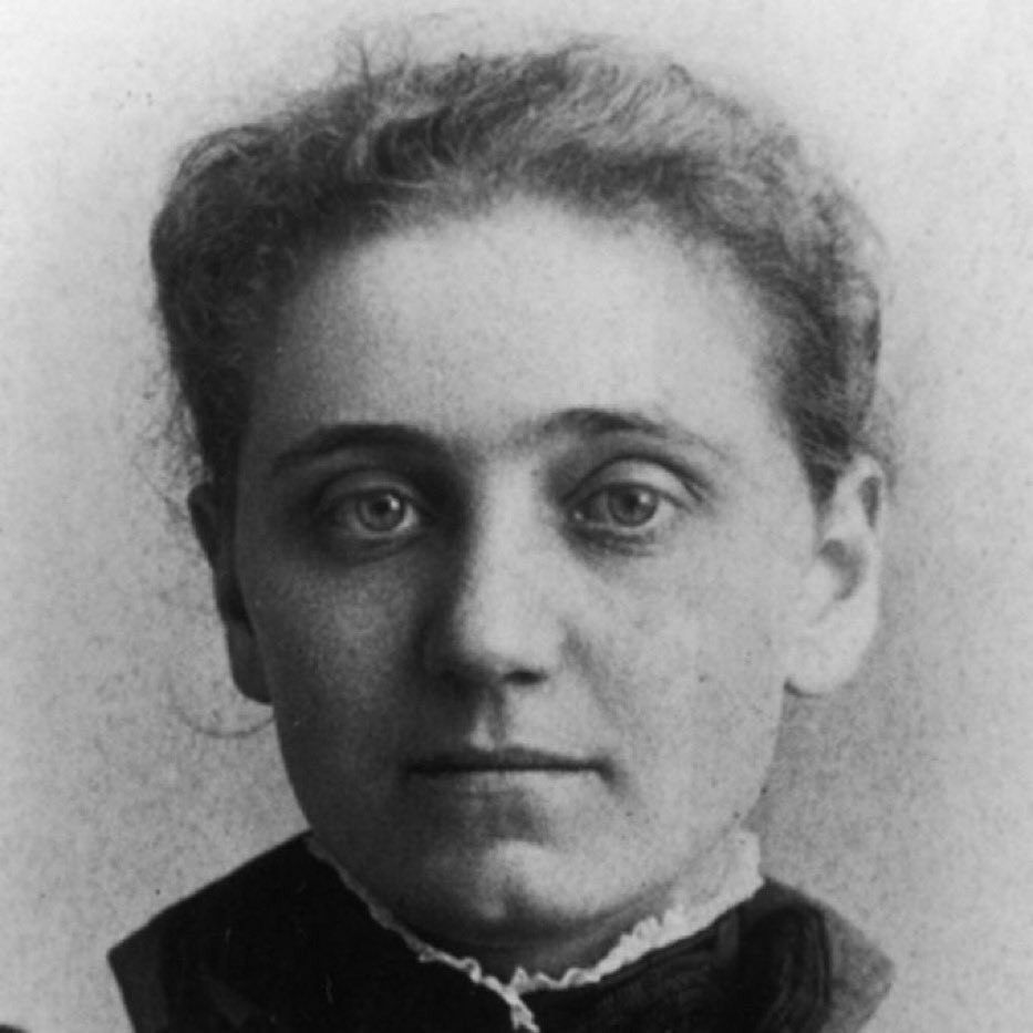 Jane Addams war Soziologin, Sozialarbeiterin, Feministin, die in Chicago das „Hull House“, eine Bildungseinrichtung mit sozialen und kulturellen Angeboten gründete und 1931 mit dem Friedensnobelpreis ausgezeichnet wurde. 6. September 1860 -21. Mai 1935