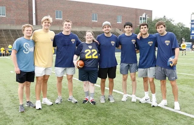 Huge props to #HawaiiFB QB @BraydenSchager and his family for continuing to support the Highland Park Buddy Bowl which happened this past Saturday! It’s an annual event he helped start back in 2017 that makes students with special needs into football champions!