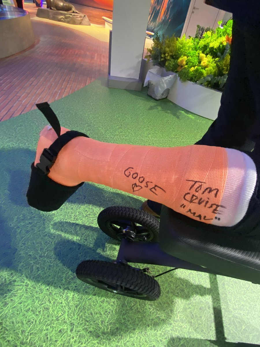 Joe Mammarappallil (@jmammarappallil) on Twitter photo Best #ATS2024 eva! Only 🫁 radiologist 🩻 who: 1. Met <a href="/TopGunMovie/">Top Gun</a> Mav and Goose. 2. Met a Southern Rock ⭐️ <a href="/Johnny_VanZ/">Johnny Roy Van Zant</a> 3. Saw puppies <a href="/atscommunity/">American Thoracic Society (ATS)</a> 4. Had a knee 🛴 5. Had a cast signed by Mav and Mother Goose! <a href="/DukeRadiology/">Duke Radiology</a> <a href="/DukeRadCTI/">DukeCTI</a> Best #ATS2024 eva! Only 🫁 radiologist 🩻 who: 1. Met <a href="/TopGunMovie/">Top Gun</a> Mav and Goose. 2. Met a Southern Rock ⭐️ <a href="/Johnny_VanZ/">Johnny Roy Van Zant</a> 3. Saw puppies <a href="/atscommunity/">American Thoracic Society (ATS)</a> 4. Had a knee 🛴 5. Had a cast signed by Mav and Mother Goose! <a href="/DukeRadiology/">Duke Radiology</a> <a href="/DukeRadCTI/">DukeCTI</a>