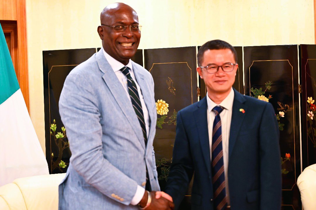 Met with the #Chinese Amb. to #Nigeria, H.E. Cui Jianchun. We discussed the importance of multilateral & bilateral cooperation in mobilising support for #GovNigeria, #DemographicDividends,  Dev't Financing, & #SummitOfTheFuture being a defining moment for Nigeria & #Africa.