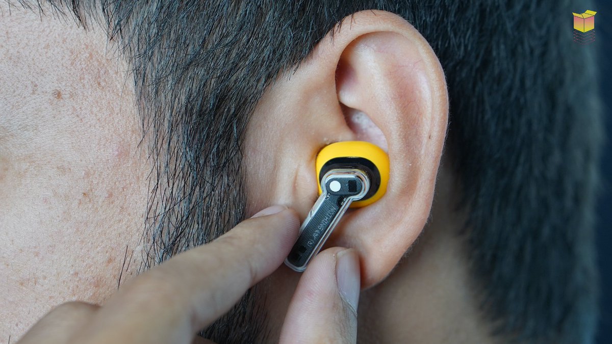 some_bit's tweet image. Been using the Nothing Ear (a) for some time now, and there&apos;s a lot to like here besides the yellow colour. Here&apos;s my review - croma.com/unboxed/nothin…