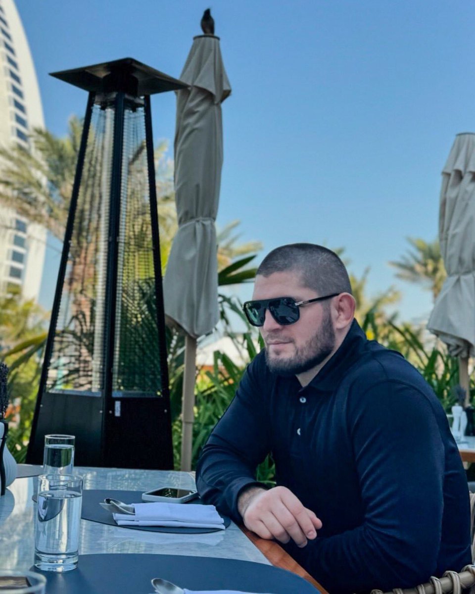 sharakiro's tweet image. MMAニュースです👩🏻‍💻

ロシアのジャーナリストによると、ハビブはアラブ首長国連邦の国籍を取得しました。

🇦🇪35歳 29-0 8KO 11SUB
👑第10代UFCライト級王者
📄📷@Home_of_Fight