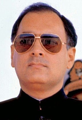 sridharramswamy's tweet image. Rajiv Gandhi made India a Military power in South Asia and in 1989 even the TIME Magazine had its cover story as Super India!!! 

South Asia&apos;s sole regional power that nobody would dare to mess with!!! 

He took India to the next level by laying a foundation for the 21st century.…