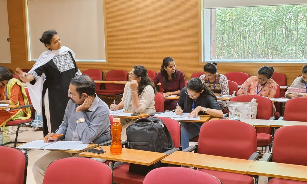#MS_DEED Level 2 workshop @IISERPune @MSFDA_Official Wonderful Math engagement continues with enriching discussions, gamifications 🍰,computer aided tools,problem solving with @gadagkar_pratul Prof Ramanujam @azimpremjiuniv, Dr Jonaki Ghosh @LSRDU, Dr Aaloka Kanhere @HBCSE_TIFR