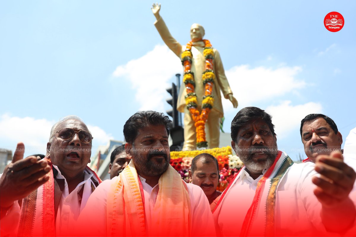 #Telangana CM Revanth Reddy, Dy CM Bhatti Vikramarka and other #Congress leaders pay tributes to former Prime Minister #RajivGandhi on His death anniversary at #Hyderabad @NewIndianXpress @XpressHyderabad @Kalyan_TNIE @shibasahu2012 @santwana99 @Congress4TS @INCTelangana