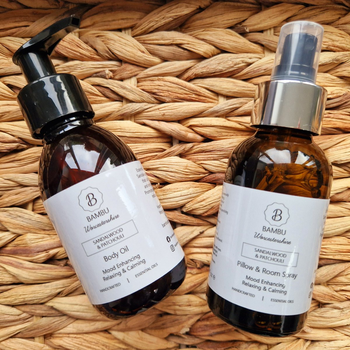 BambuWorcester's tweet photo. Our favourite due. Sandalwood &amp; Patchouli body oil &amp; pillow spray #worcestershirehour #aromatherapy #sleepspray #pillowspray #bodyoil #earlybiz #handmadehour #yoga #relaxation #ukgiftam #craftbizparty https://t.co/tIRIGrIROf