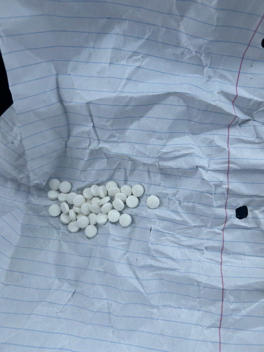 GhostAnt30's tweet photo. Running low, tap in 📱 #drugtwt https://t.co/BtkEa5rTo7