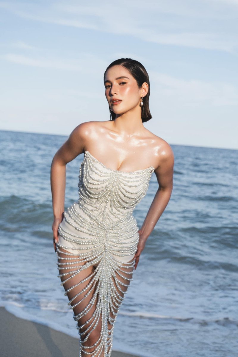 TeamBarbieBCL's tweet photo. Pearl of the South 🐚✨🌊🤍 https://t.co/dkolHpkyJz
