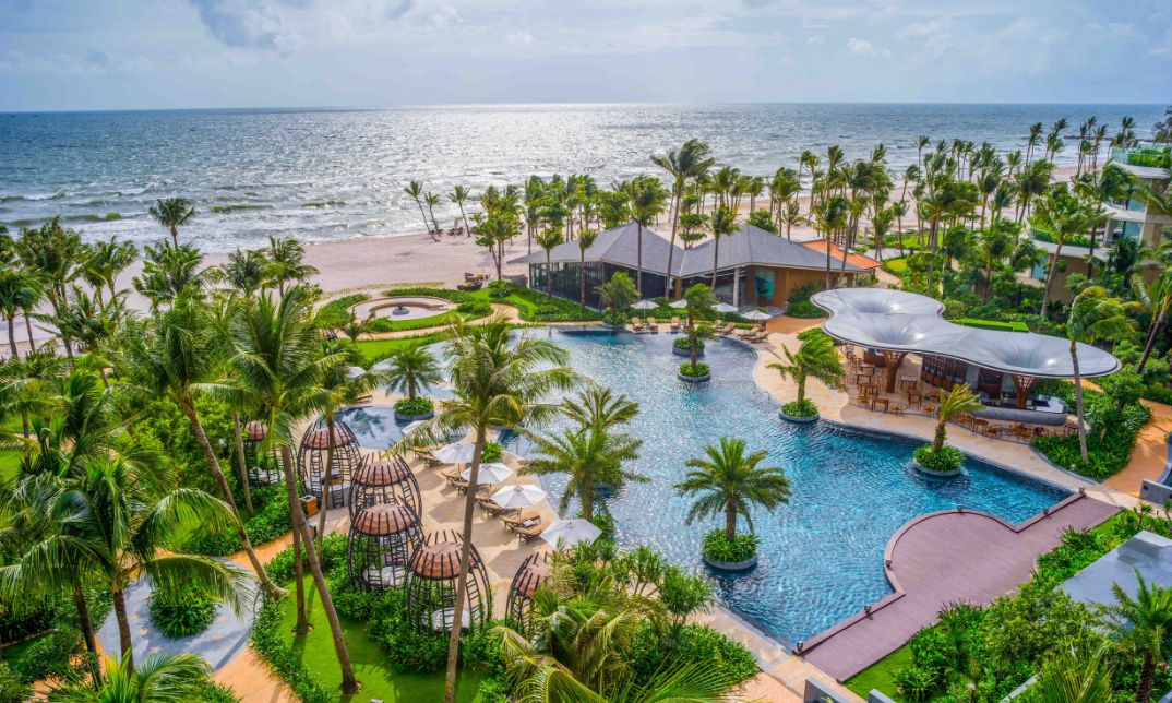 We have been proudly partnering with fine InterContinental Hotels worldwide for more than two decades. This is the InterContinental Phu Quoc Long Beach Resort in Phu Quoc, Vietnam. #phuquoc #phuquocvietnam InterContinental Phu Quoc Long Beach Resort #bookdirect #luxuryhotels