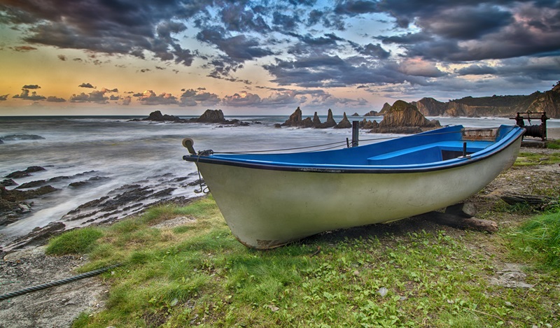 🎣🌊⛵La Red #Natura2000  también busca garantizar la #sostenibilidad de las actividades que se desarrollan en los espacios protegidos.

🤝En #INTEMARES trabajamos para lograr un modelo de gestión eficaz de la Red #Natura2000 marina.

#Natura2000Day #DiadelaRedNatura2000