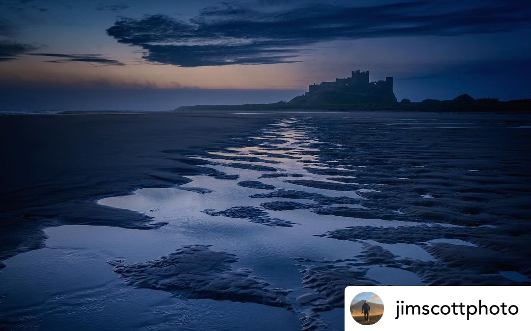 Good morning all 💙 Beautiful blue hour at Bamburgh beach @jimscottphoto instagram.com/p/C7ODP0NopAv/…