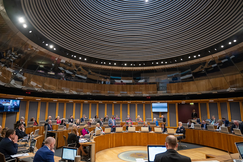 Today, MSs will be putting questions to @PrifWeinidog at 1:30PM in FMQs. They'll hear a statement from the Minister for Social Care on The Health and Social Care Bill, and talk about the mandatory use of CCTV in slaughterhouses. Find out more 👉business.senedd.wales/ieListDocument…